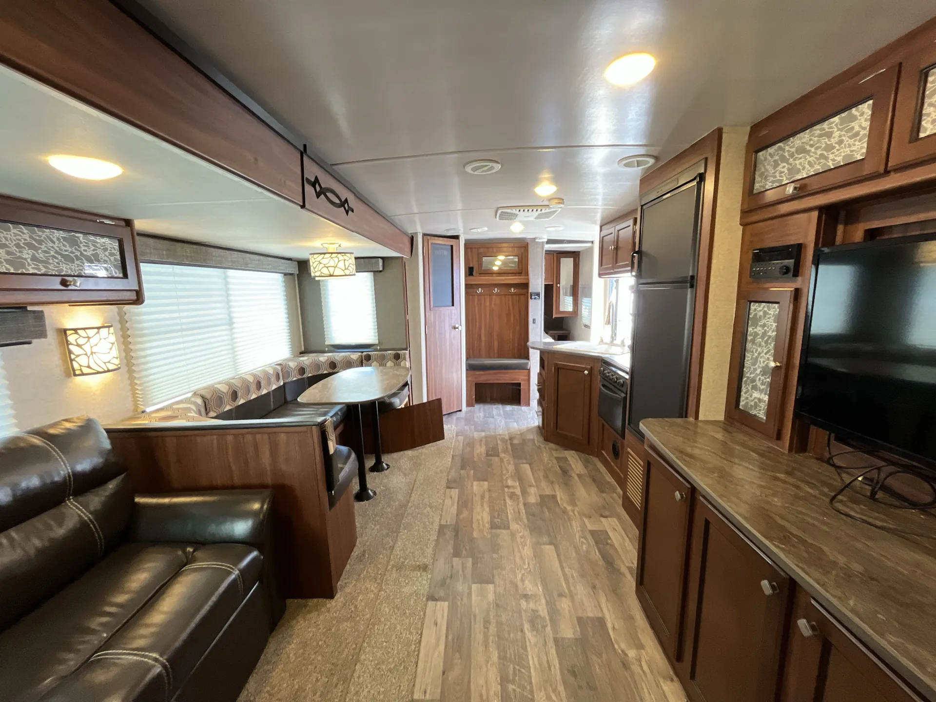 2018 Heartland Wilderness 3125 BH — living area main