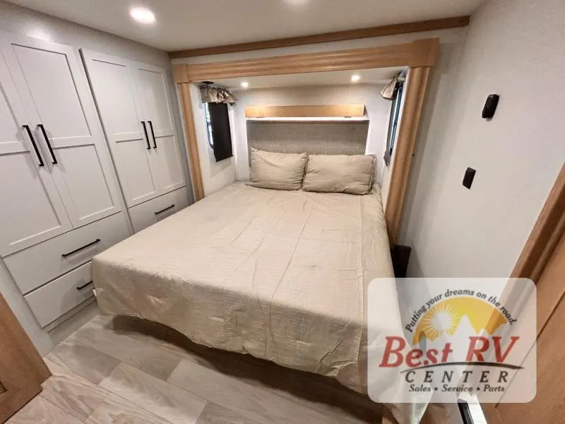 2026 Forest River Sierra Destination Trailers 422FKL - Photo 4