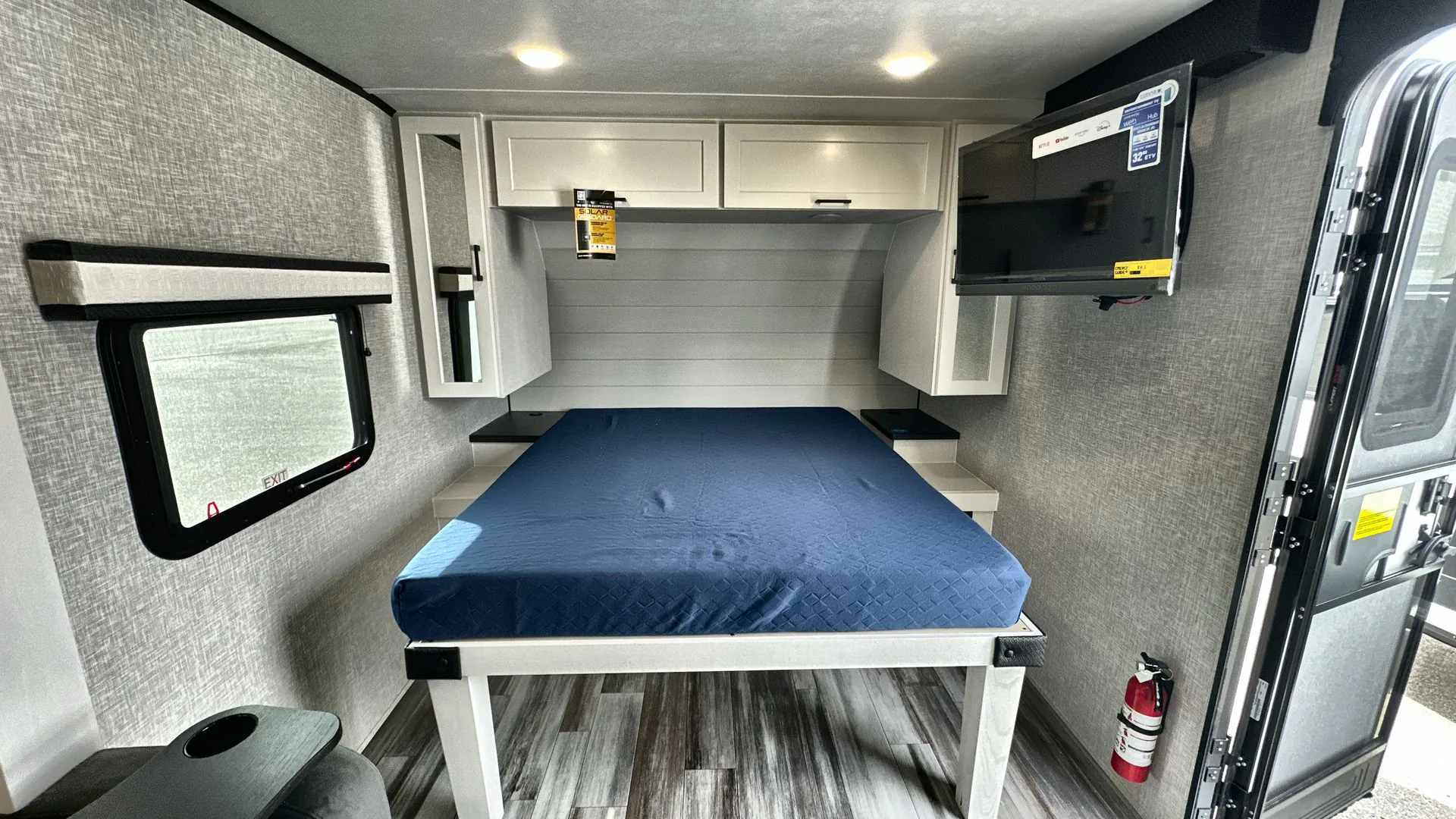 2025 Jayco Jay Feather Micro 183FBS - Photo 2