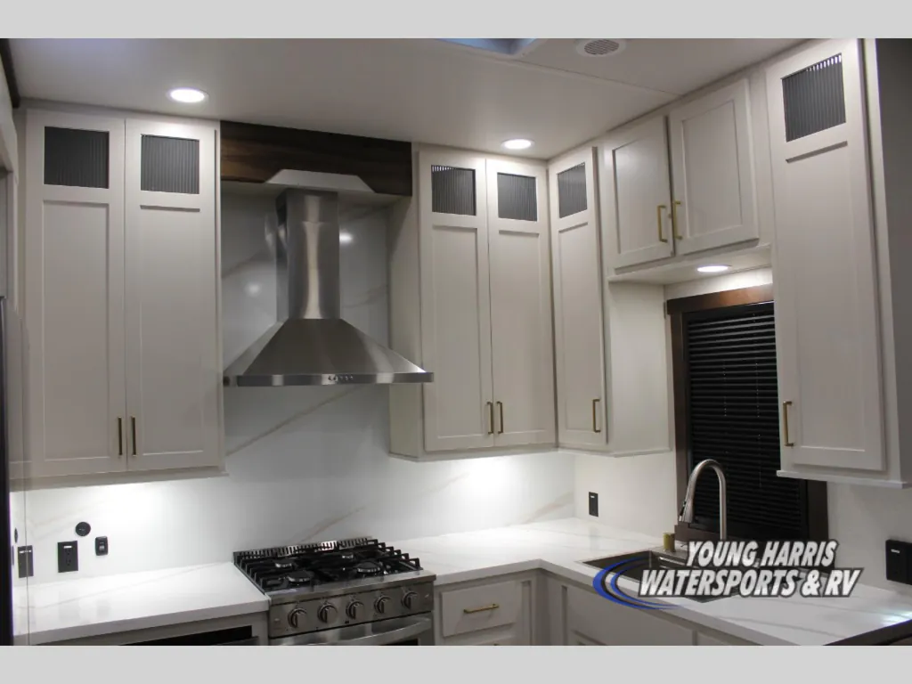 2027 Forest River Cedar Creek 390RK, Photos photo 9