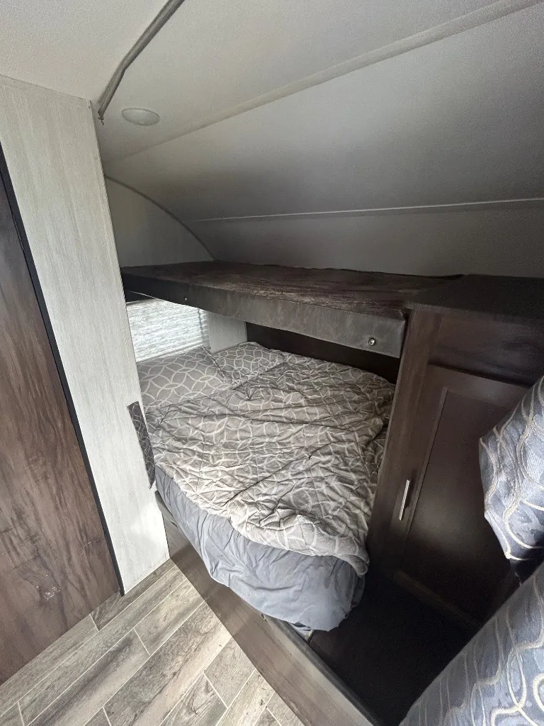 2019 Forest River Cherokee Grey Wolf 19SM, Photos photo 22