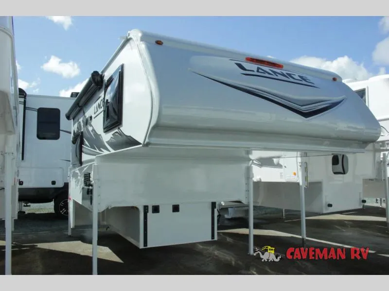 2023 Lance Lance Truck Campers New    850 - Photo 2