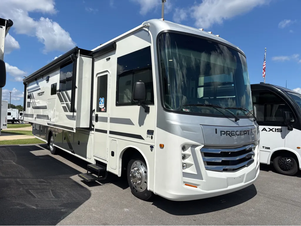 2026 Jayco Precept 34G - Photo 2