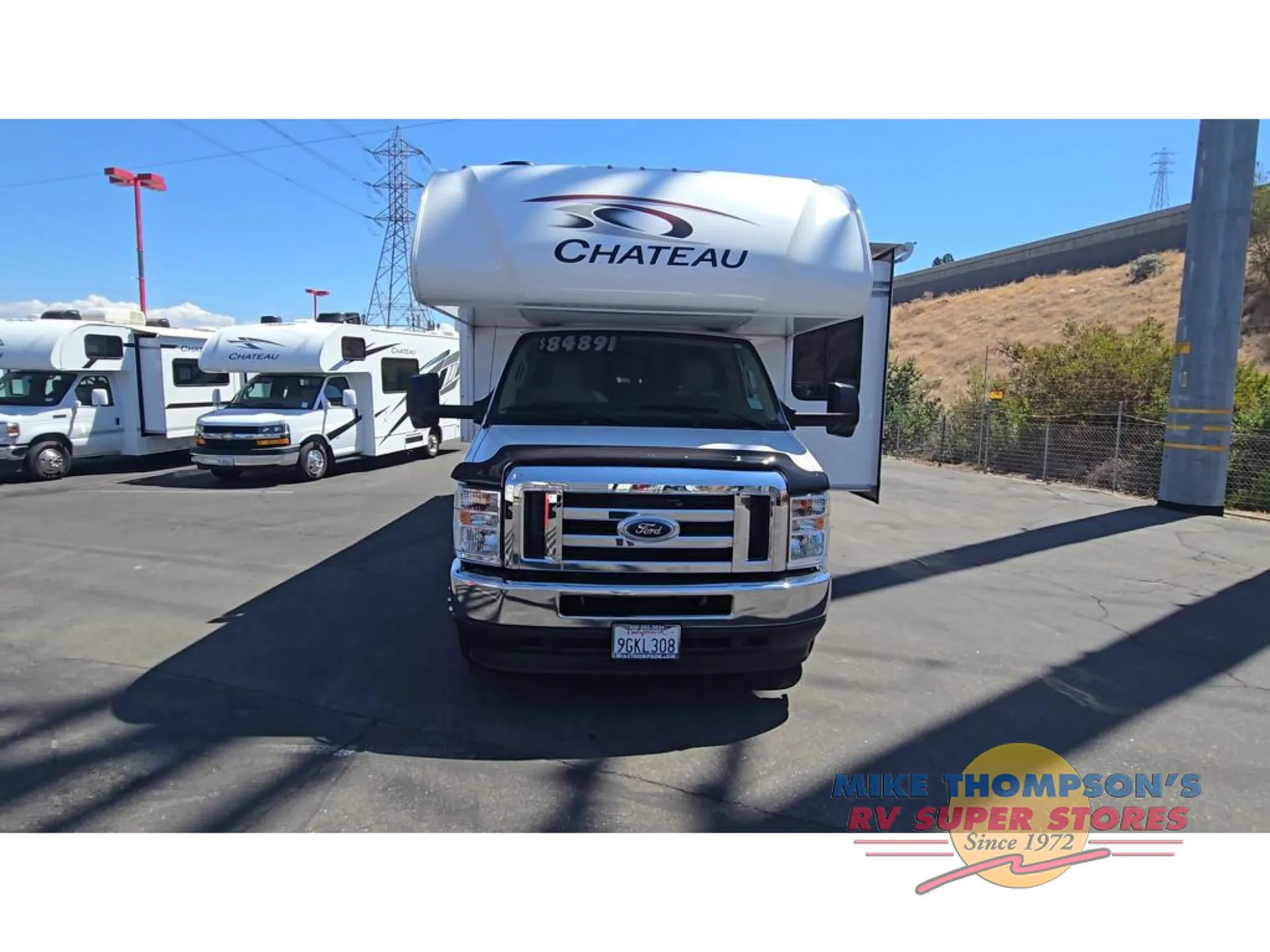 2023 Thor Motor Coach Chateau 27R - Photo 4