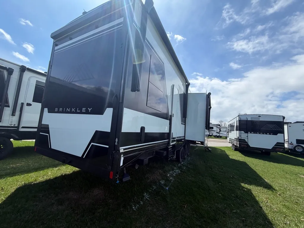 2025 Brinkley Model G 3970, Photos photo 5