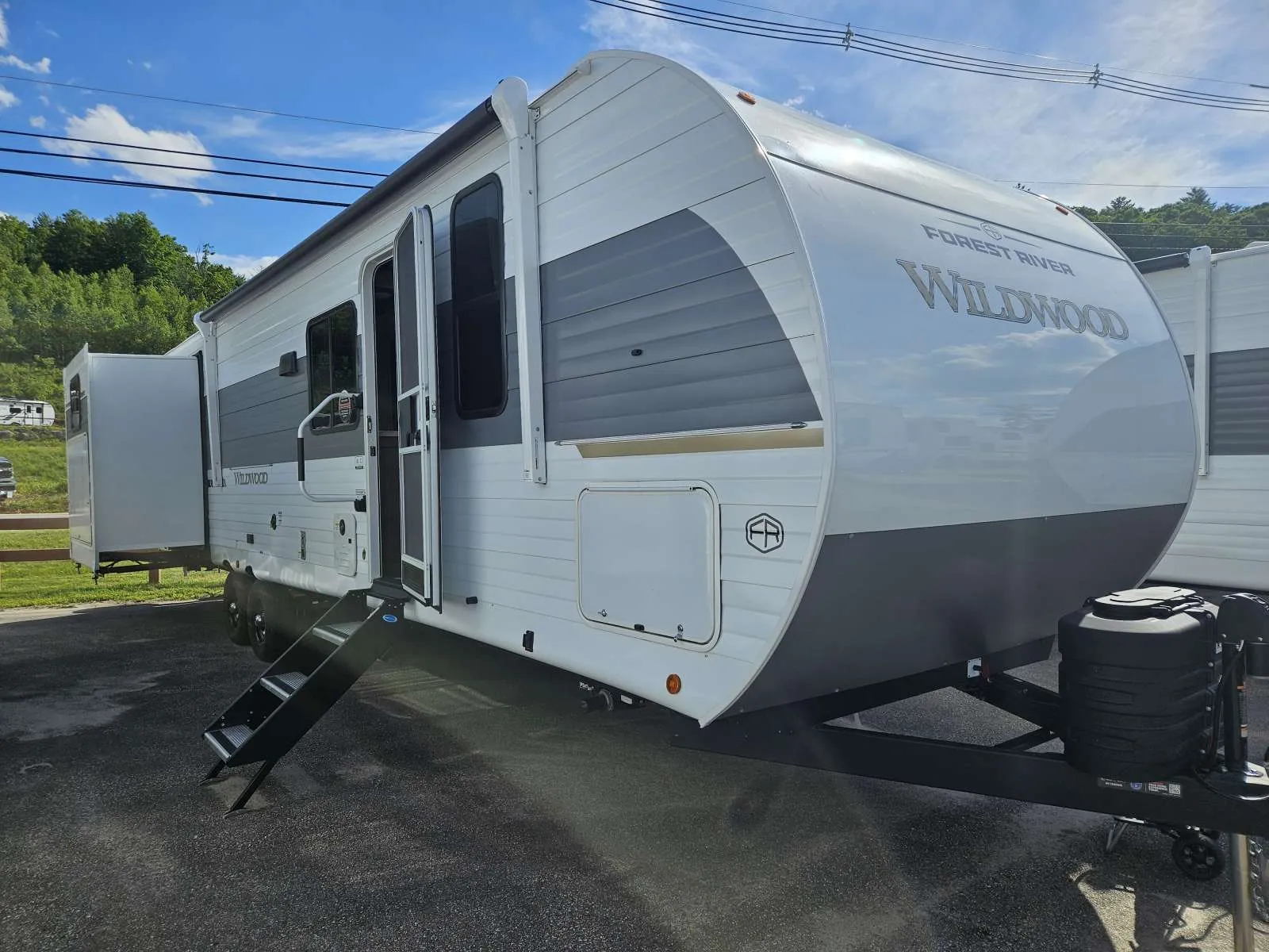 2027 Winnebago Thrive 22MBH - Photo 2