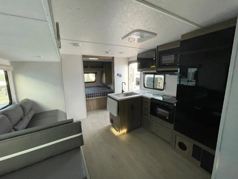 2026 Coachmen Freedom Express Select 30SE, Photos photo 46