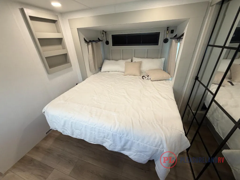 2025 Brinkley Model G 4100, Photos photo 36