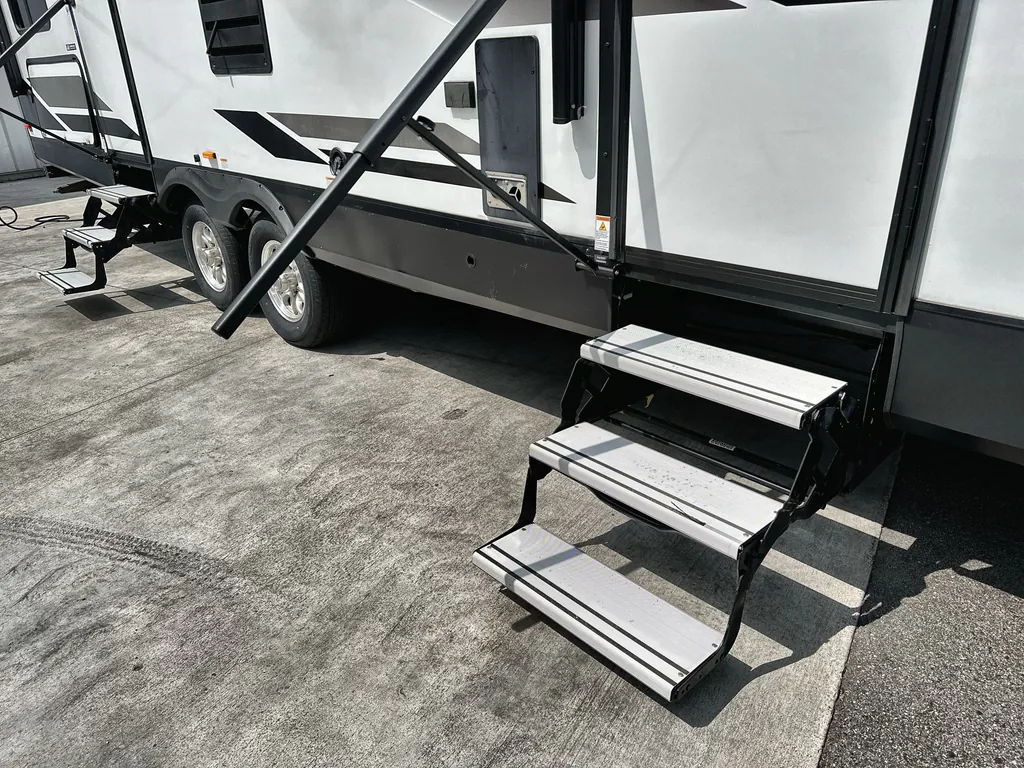 2019 Grand Design Imagine 2800BH, Photos photo 28