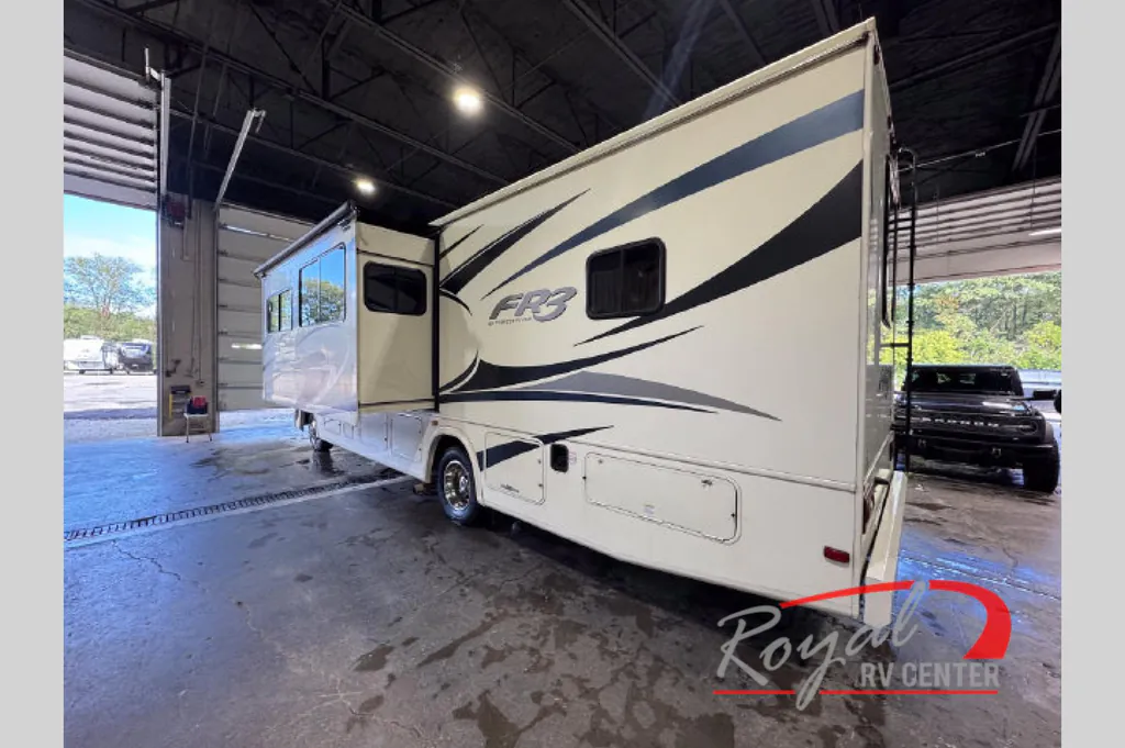 2019 Forest River FR3 30DS, Photos photo 3