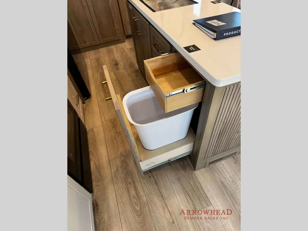 2027 Forest River Rockwood Signature 401SFB, Photos photo 31