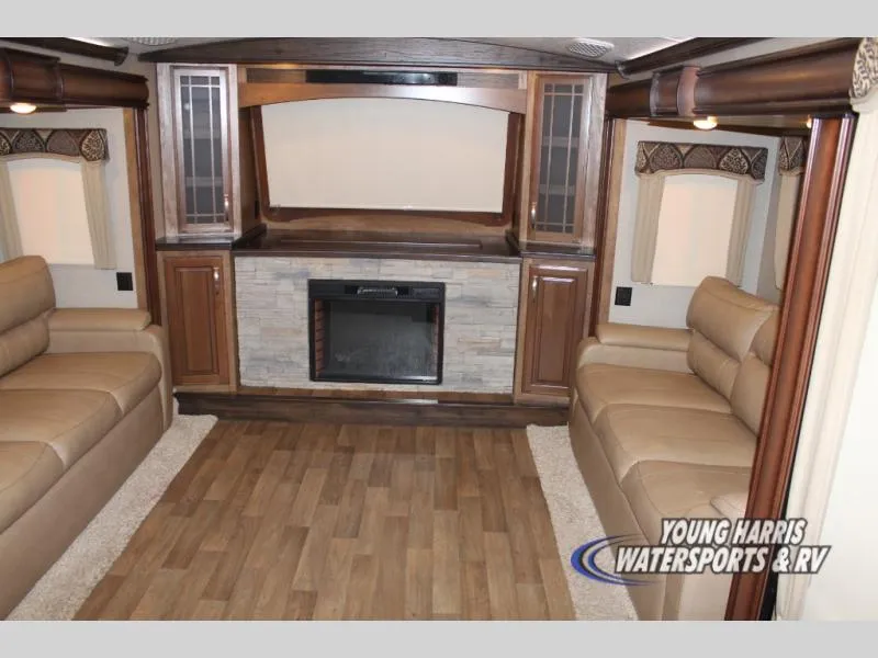 2017 Keystone RV Montana 3731FL - Photo 2