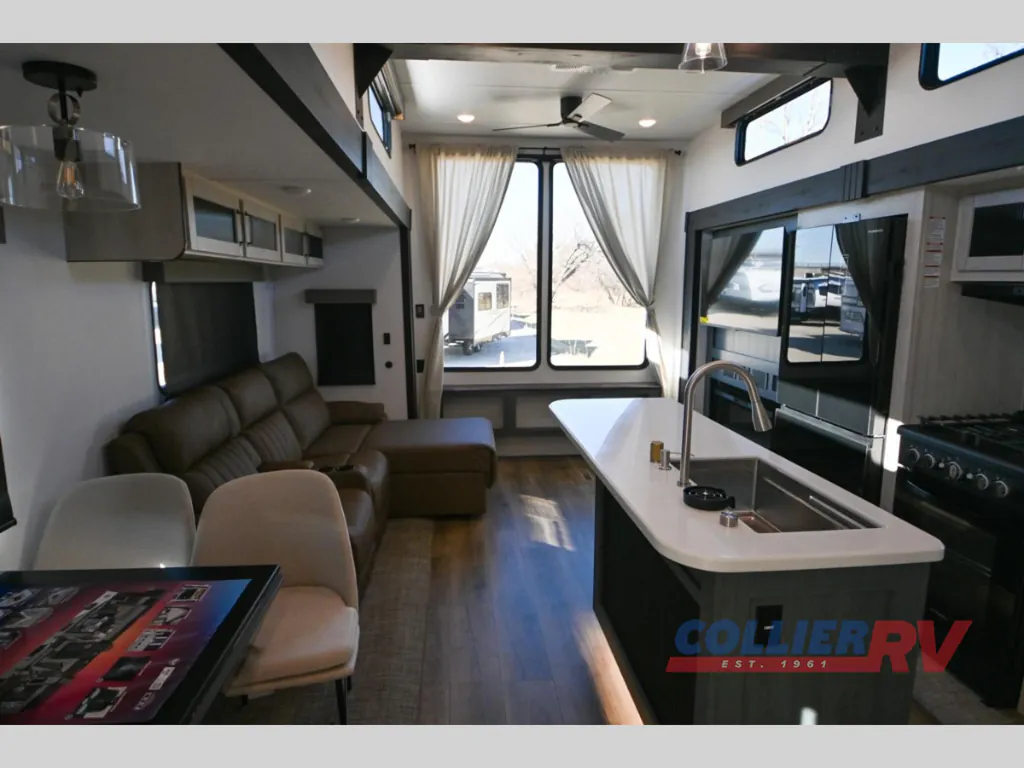 2026 Forest River Puma Vista 422LFT, Photos photo 4