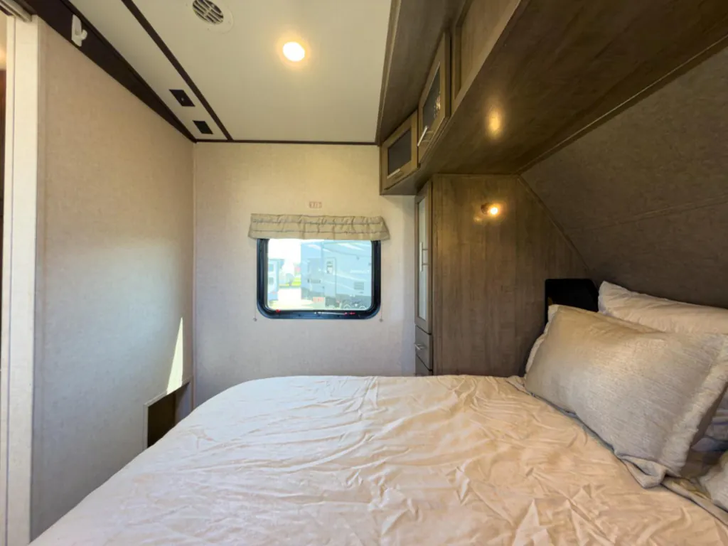 2019 Forest River Surveyor 251RKS, Photos photo 24