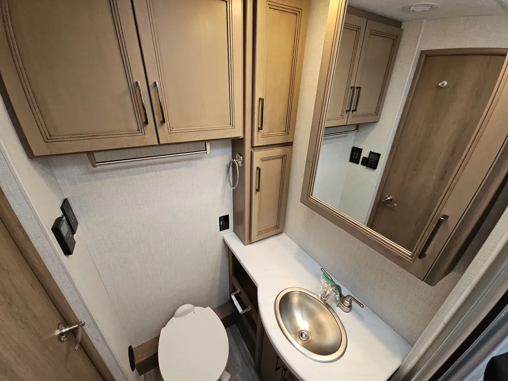 2026 Thor Motor Coach Windsport 29L, Photos photo 18
