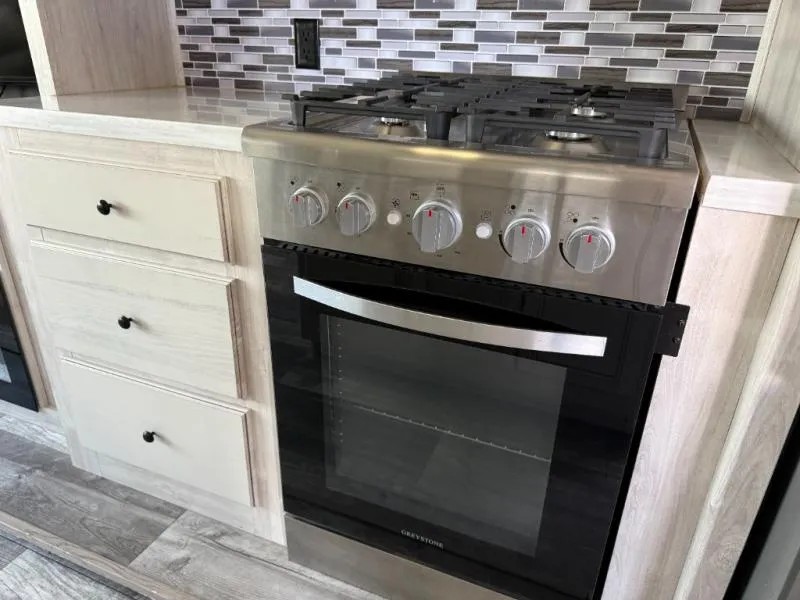 2022 Forest River Sandpiper Luxury 321RL - Photo 4