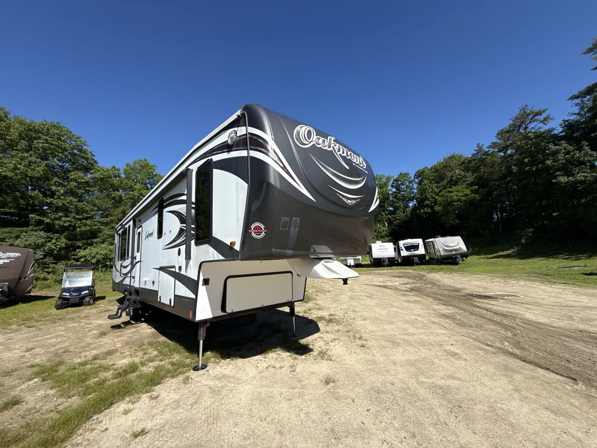 2016 Heartland Oakmont 390MBL - Photo 2