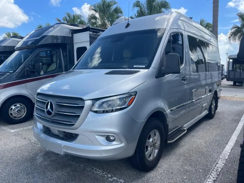 2020 Airstream INTERSTATE TOMMY BAHAMA - Photo 3