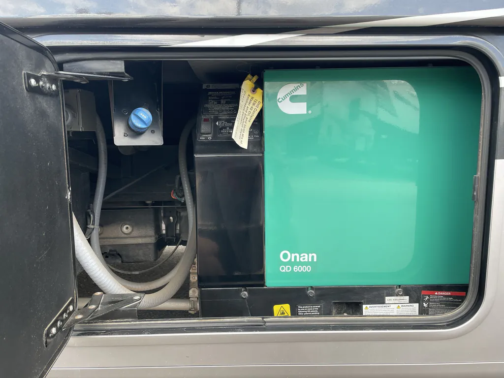 2022 Thor Motor Coach Magnitude RS36, Photos photo 24