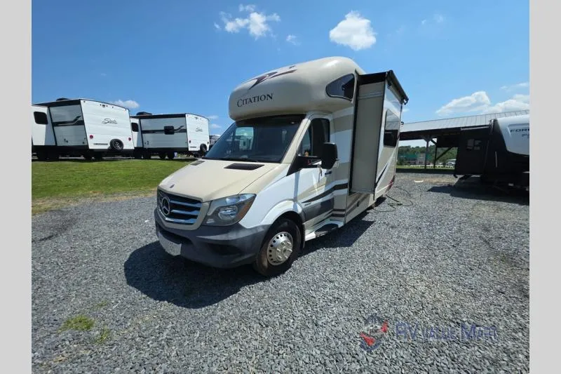 2015 Thor Motor Coach Citation Sprinter 24SR - Photo 4