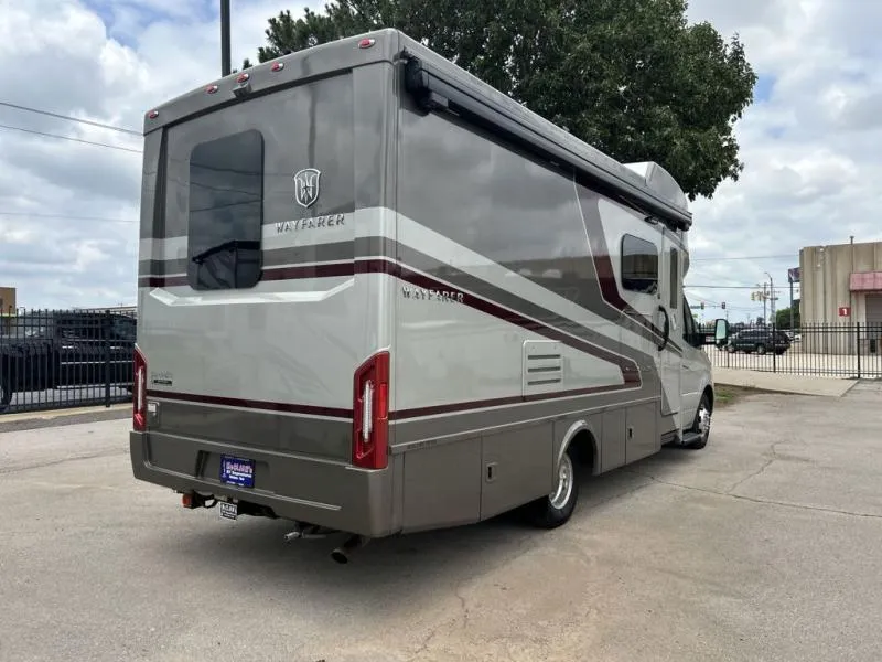 2024 Tiffin Wayfarer 25 JW - Photo 3