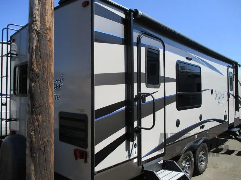 2019 Forest River RV Wildcat Maxx 245RGX - Photo 4