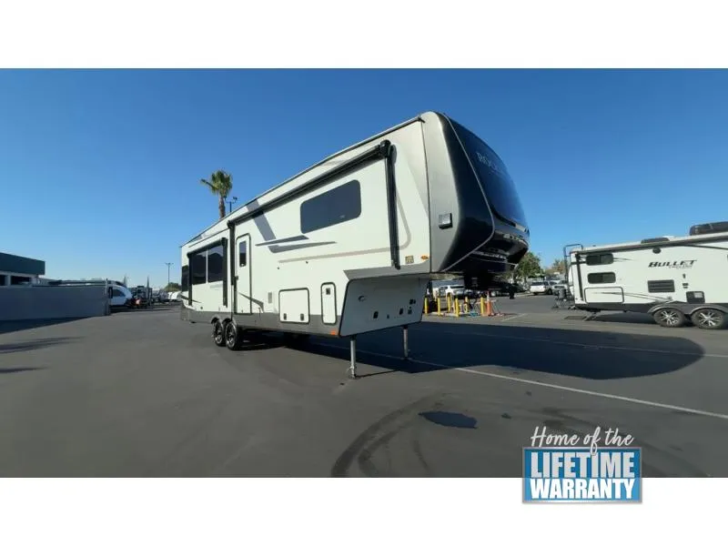 2027 Forest River Rockwood Signature 361RL - Photo 3