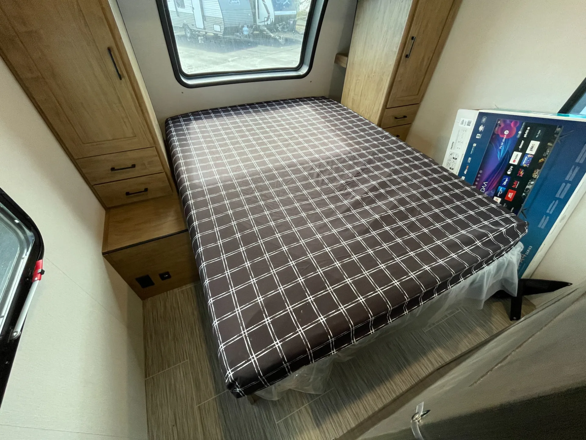 2024 Coachmen Freedom Express Ultra Lite 258BHS - Photo 4