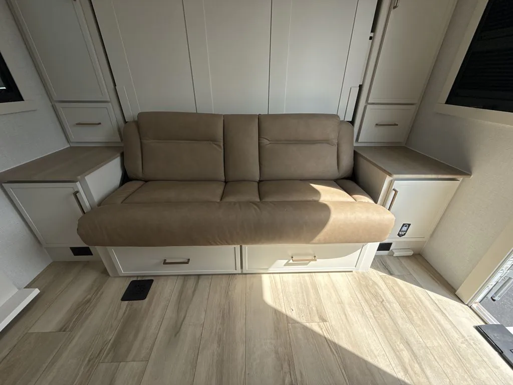 2026 Brinkley Model Ix 20X, Photos photo 26