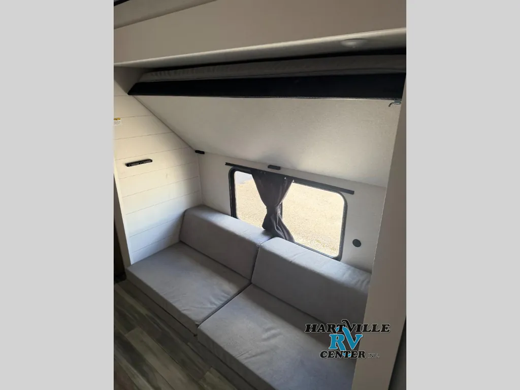 2026 Jayco Jay Flight SLX 321BDS, Photos photo 10