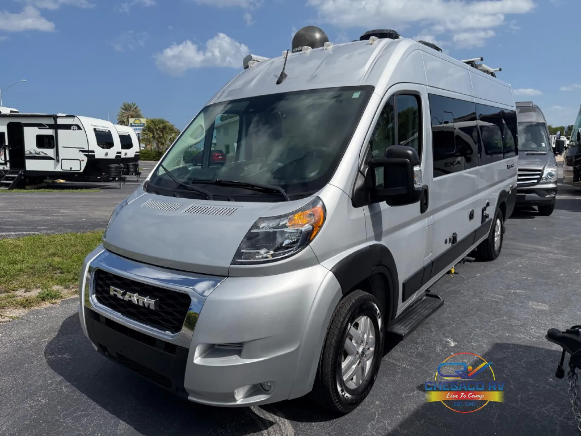 2023 Thor Motor Coach Tellaro 20K - Photo 4