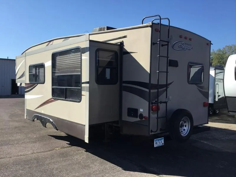 2016 Keystone RV Cougar X-Lite 27RKS - Photo 3
