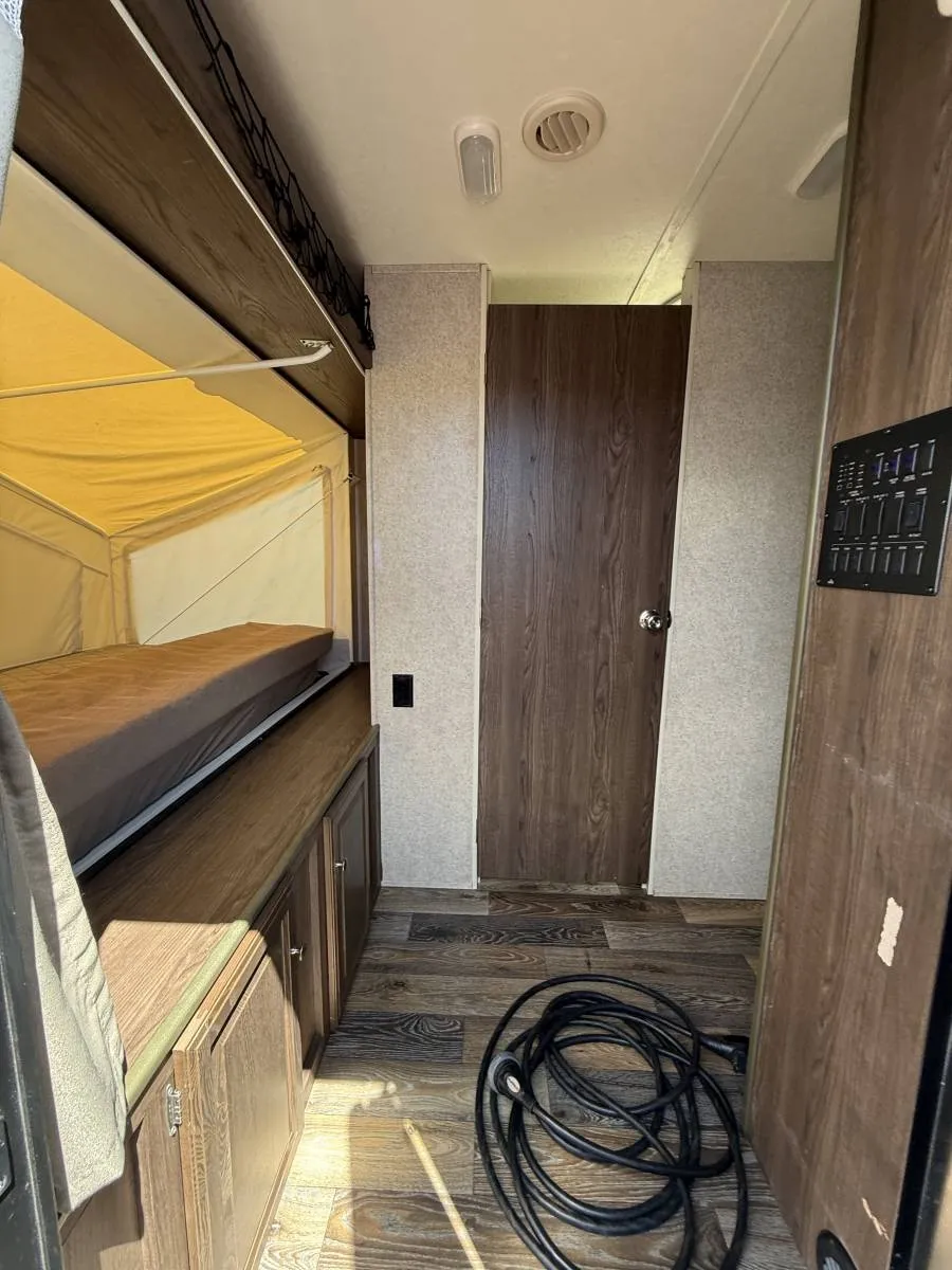 2016 Forest River RV ROCKWOOD ROO 21DK 21DK — Photo 6