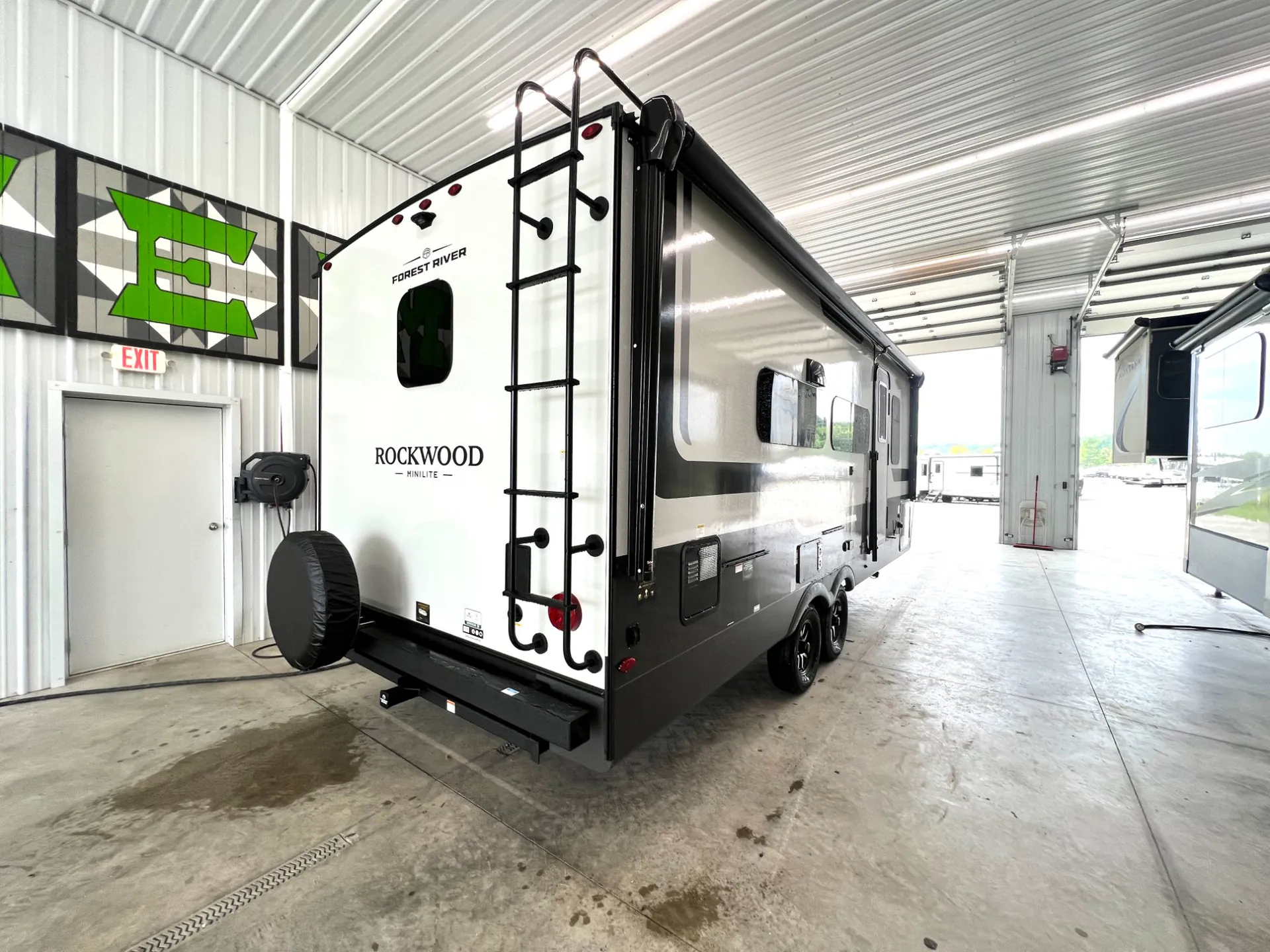 2027 Forest River Rockwood Mini Lite 2524FBT - Photo 3