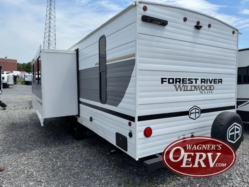 2025 Forest River RV Wildwood X-Lite 273QBXL - Photo 3