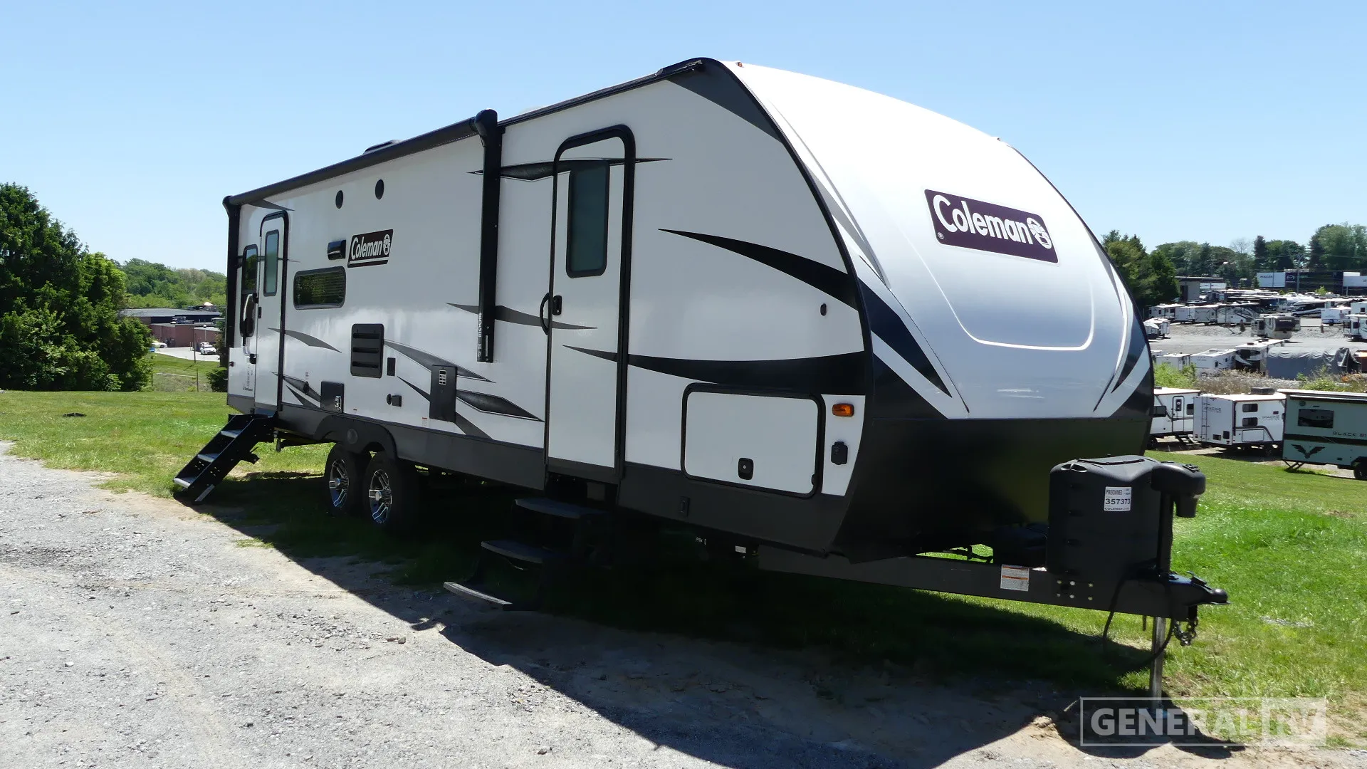 2021 Dutchmen Coleman Light 2715RL - Photo 2