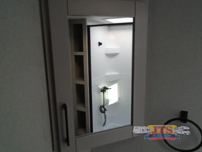 2026 Jayco Jay Feather 23MBD - Photo 3
