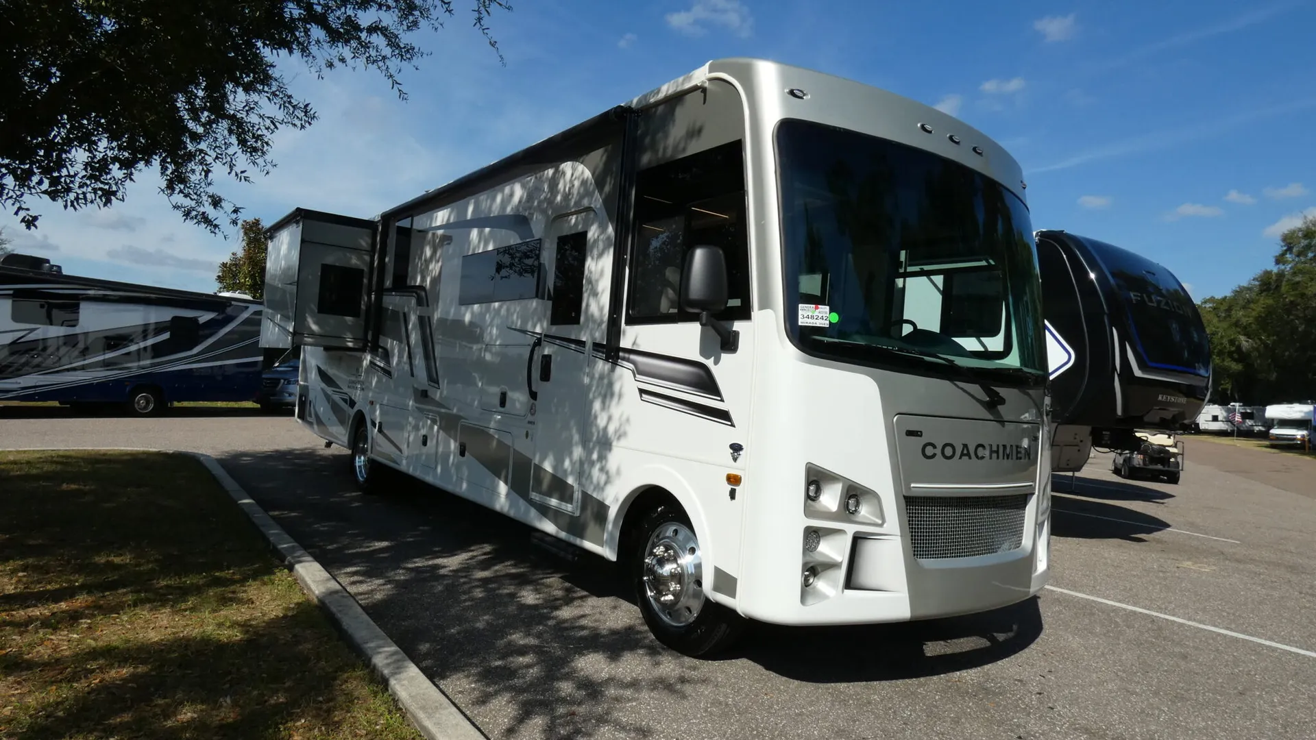 2026 Coachmen Mirada 35ES - Photo 2