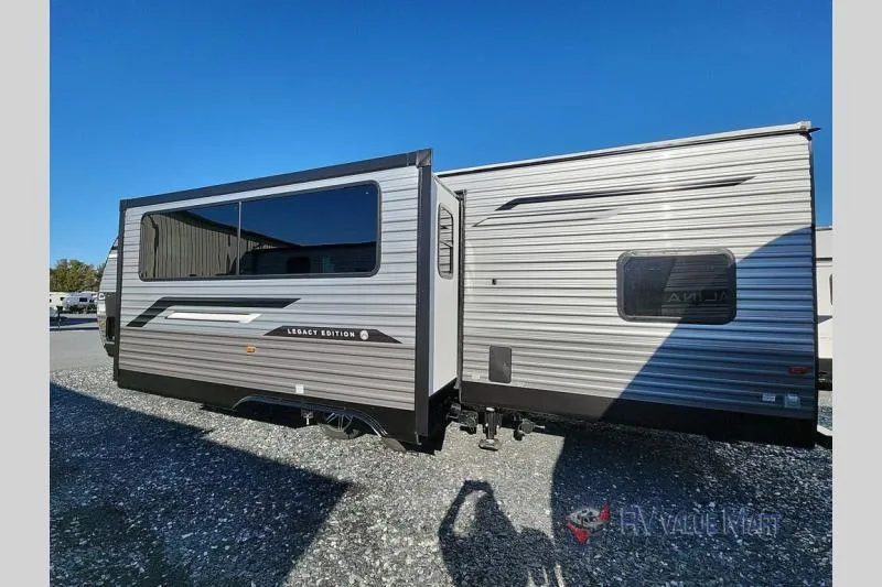2026 Coachmen Catalina Legacy Edition 293QBCK - Photo 4