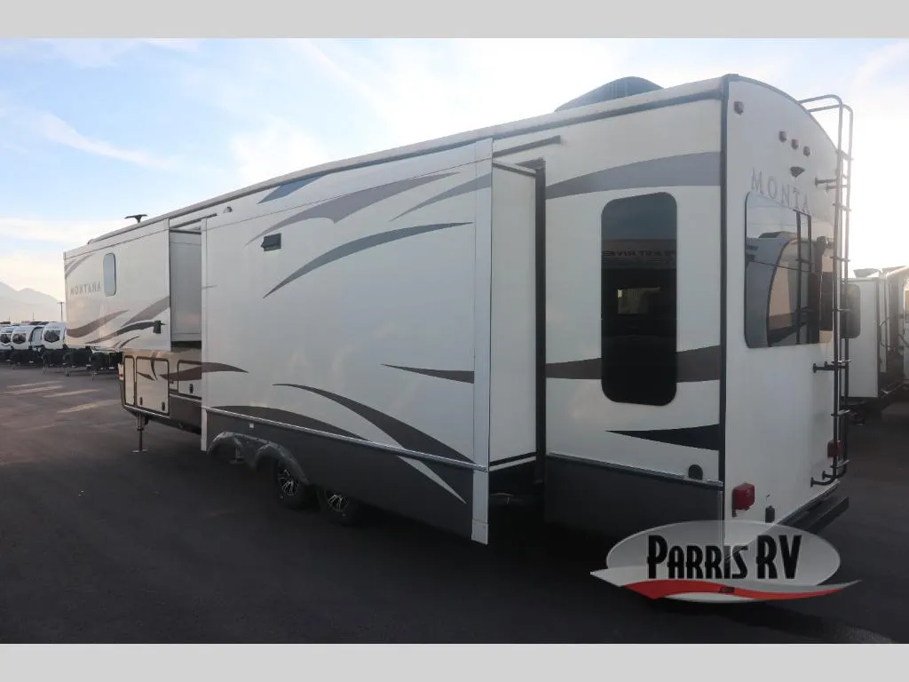 2017 Keystone Montana 3721 RL - Photo 4