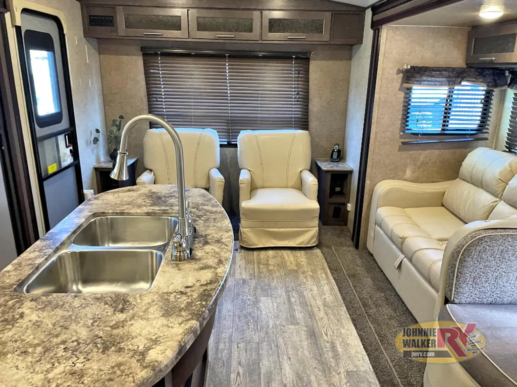 2016 Forest River Surveyor 265RLDS, Photos photo 9