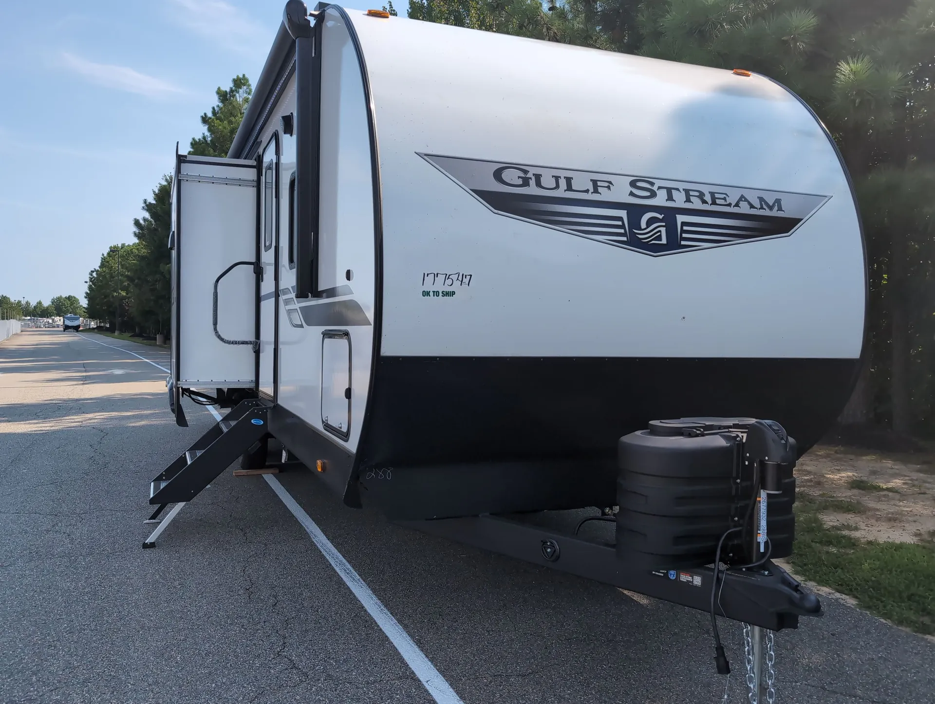 2027 Gulf Stream Conquest 288ISL - Photo 2