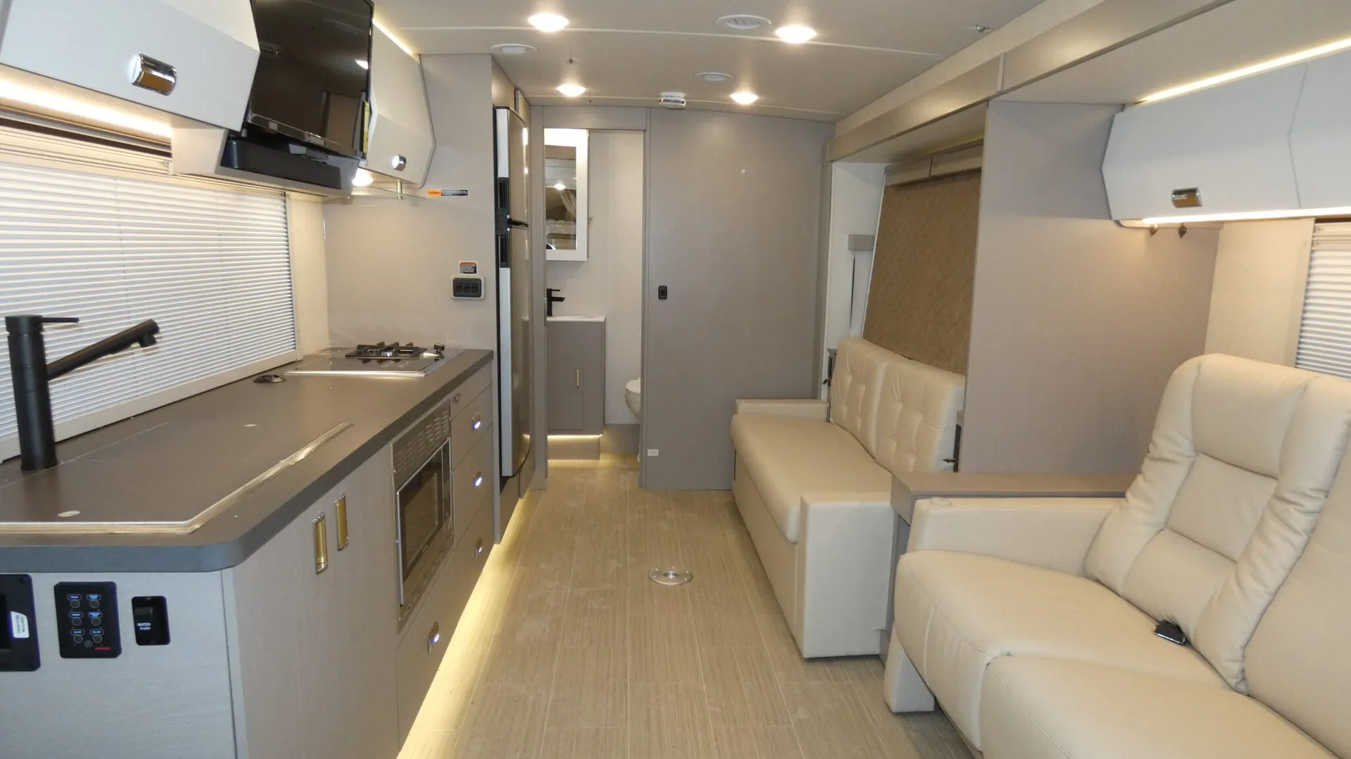 2026 Winnebago Navion 24D - Photo 3