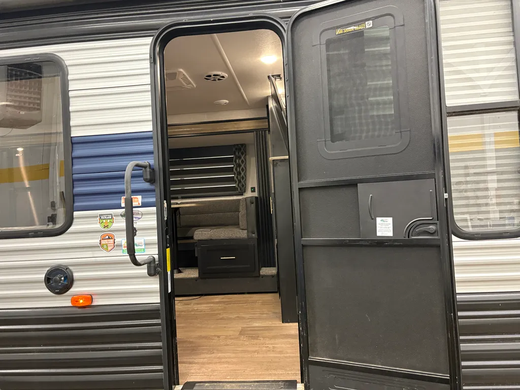 2021 Forest River Cherokee Grey Wolf 29BRB, Photos photo 12