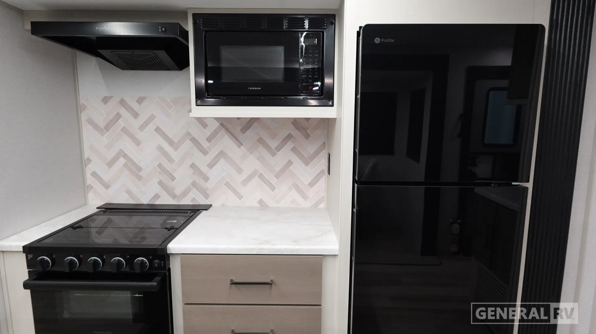 2027 Forest River Wildwood Heritage Glen 308RL — Photo 6