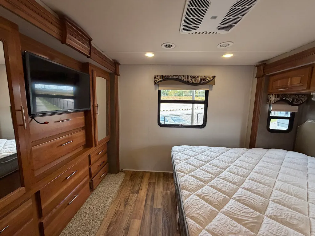 2017 Jayco Precept 35S, Photos photo 31