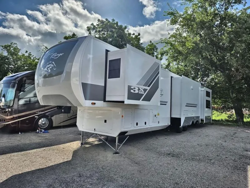 2026 Open Range RV Open Range 3X 393TBR - Photo 3