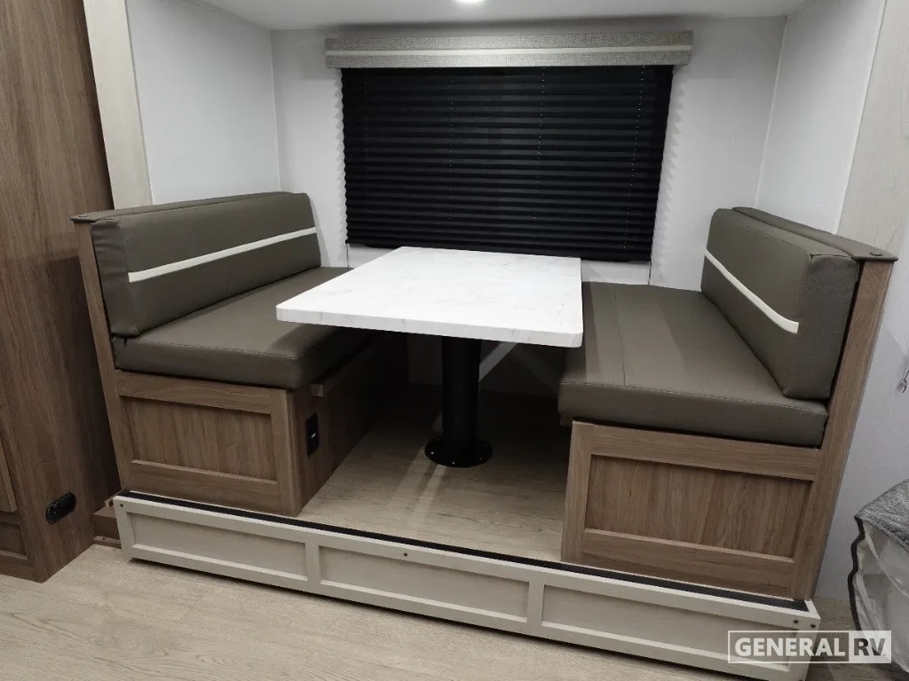 2026 Coachmen Freedom Express Select 21SE, Photos photo 10