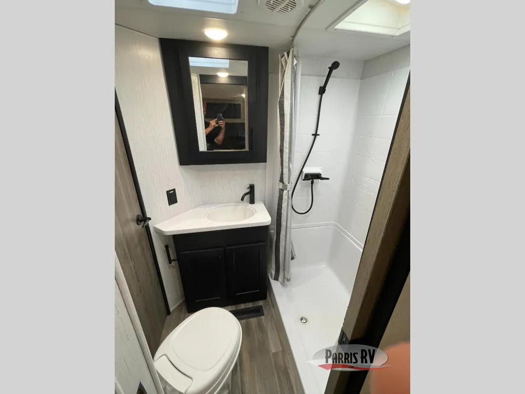 2022 Heartland Gravity 3550, Photos photo 31
