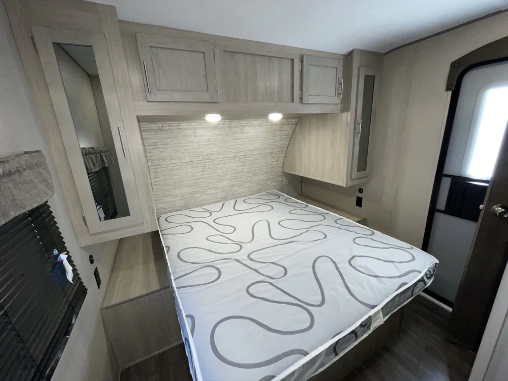 2023 Forest River Aurora 28BHS, Photos photo 9